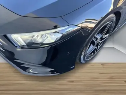 Photo 18 Mercedes Classe A 200 d AMG Line