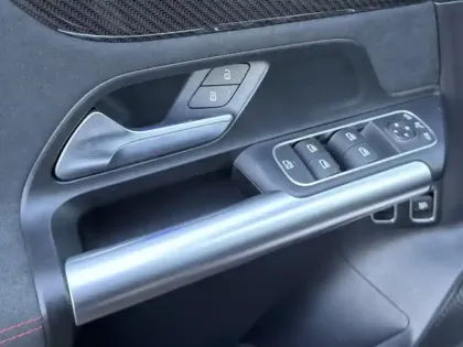 Photo 28 Mercedes GLA Gén. II (H247) Ph2 AMG Line 5