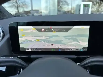 Photo 18 Mercedes GLA Gén. II (H247) Ph2 AMG Line 5