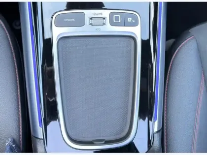 Photo 25 Mercedes GLA Gén. II (H247) Ph2 AMG Line 5