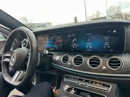 Photo 17 Mercedes CLA sse E 300 de AMG Line Break