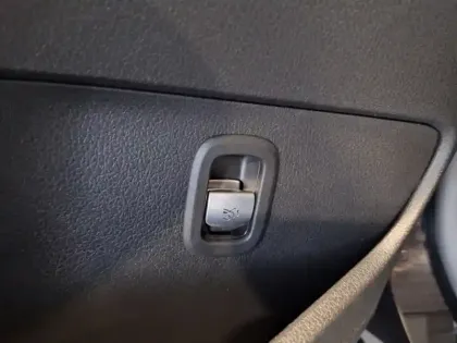 Photo 21 Mercedes Classe C  200 d Berline AMG Lin