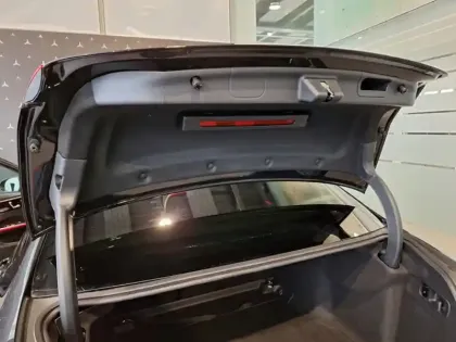 Photo 20 Mercedes Classe C  200 d Berline AMG Lin