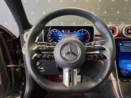 Photo 22 Mercedes Classe C  200 d Berline AMG Lin