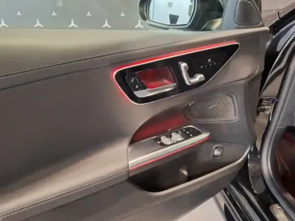 Photo 26 Mercedes Classe C Gén. V (W206) Ph1 AMG Line 4