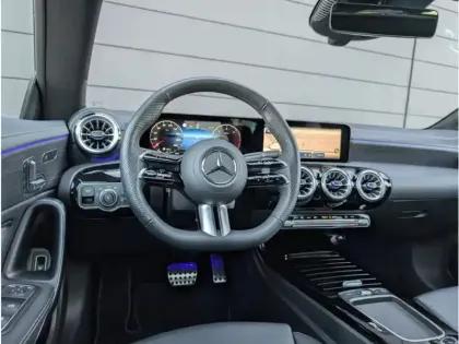 Photo 22 Mercedes CLA 200 d Coupé 