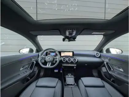 Photo 14 Mercedes CLA 200 d Coupé 