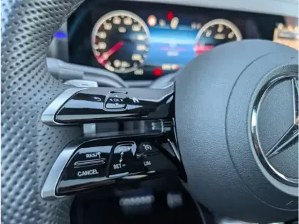 Photo 25 Mercedes CLA 200 d Coupé 