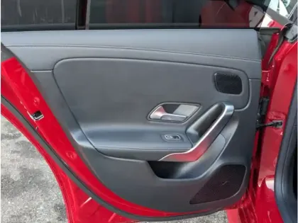 Photo 29 Mercedes CLA 200 d Coupé 