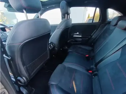 Photo 14 Mercedes GLA 250 e AMG Line