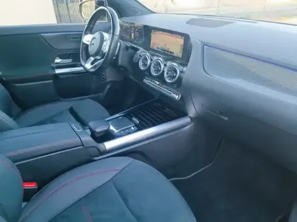 Photo 15 Mercedes GLA 250 e AMG Line