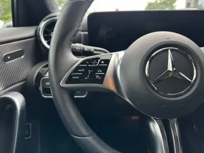 Photo 14 Mercedes Classe A 250 e Progressive Line