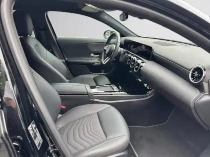 Photo 20 Mercedes Classe A Gén. IV (W177) Ph2 Progressive Line 5