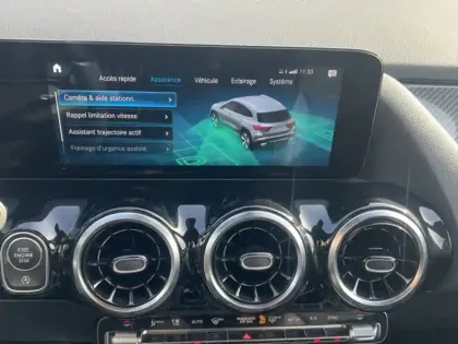 Photo 18 Mercedes GLA 200 AMG Line