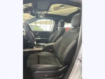 Photo 11 Mercedes GLA 200 d AMG Line