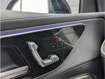 Photo 34 Mercedes Classe GLC 300 de 4MATIC