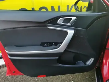 Photo 17 Kia Xceed Active 1.0 T-GDI 120 ch 