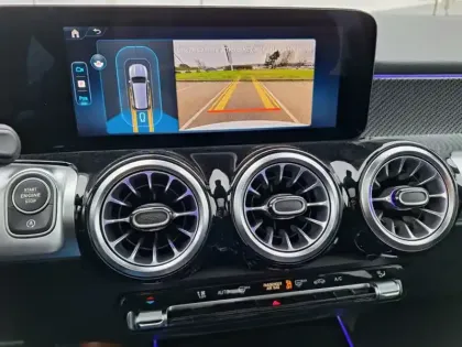 Photo 6 Mercedes GLB 200 d AMG Line