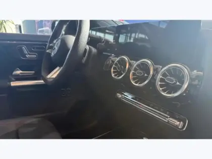 Photo 17 Mercedes GLA 250 e Hybrid EQ AMG Line