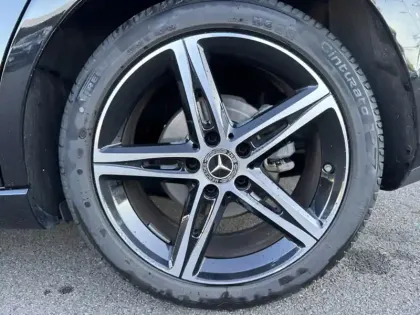 Photo 8 Mercedes Classe B 180 Progressive Line Edition