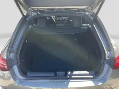 Photo 9 Mercedes CLA  250 e Hybrid EQ Shooting B