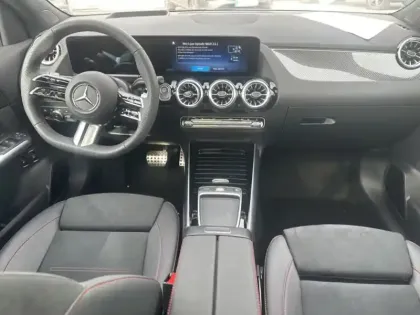 Photo 10 Mercedes GLA 250 e Hybrid EQ AMG Line