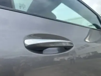 Photo 13 Mercedes GLA 250 e Hybrid EQ AMG Line