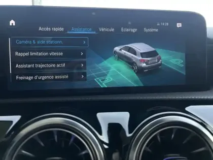 Photo 22 Mercedes Classe A 220 d AMG Line