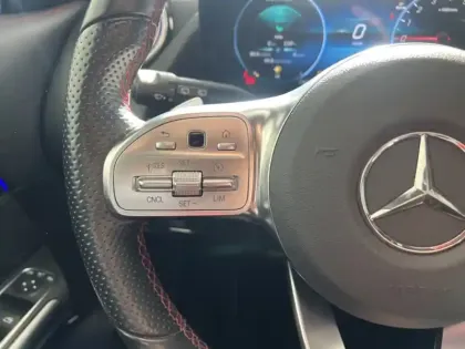 Photo 6 Mercedes GLA 250 e AMG Line