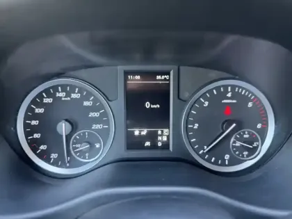 Photo 38 Mercedes Vito 114 CDI Fourgon Long 9G-Tronic