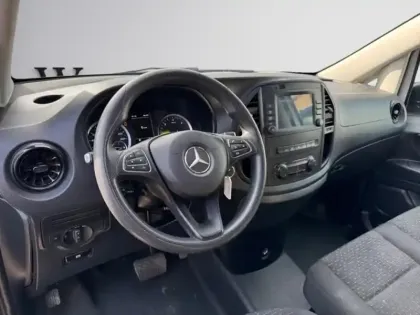 Photo 10 Mercedes Vito 114 CDI Fourgon Long 9G-Tronic