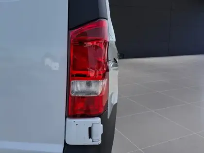 Photo 11 Mercedes Vito 114 CDI Fourgon Long 9G-Tronic