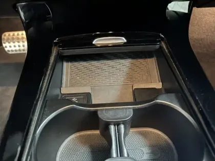 Photo 19 Mercedes CLA  250 e Hybrid EQ Coupé AMG 