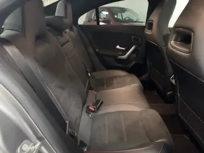 Photo 17 Mercedes CLA  250 e Hybrid EQ Coupé AMG 