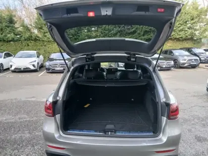 Photo 11 Mercedes Classe GLC GLC 220 d 4MATIC SUV AMG Line