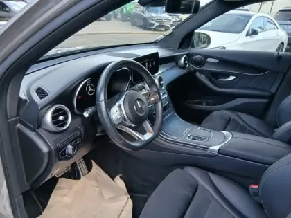 Photo 16 Mercedes Classe GLC GLC 220 d 4MATIC SUV AMG Line