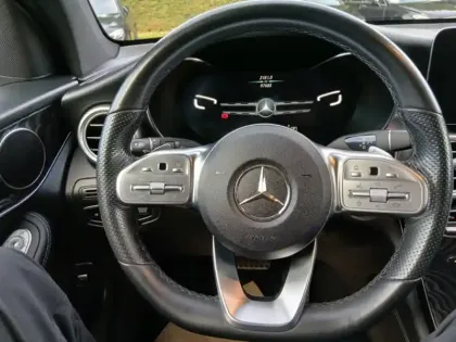 Photo 24 Mercedes Classe GLC GLC 220 d 4MATIC SUV AMG Line