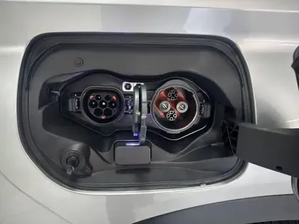 Photo 7 Mitsubishi Eclipse 2.4 Twin Motor 4WD Business