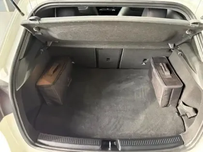 Photo 8 Mercedes Classe A 250 e AMG Line