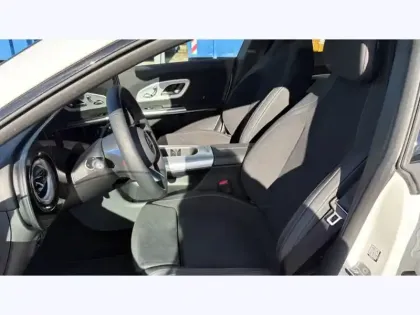 Photo 15 Mercedes CLA  250+ avec technologie EQ L