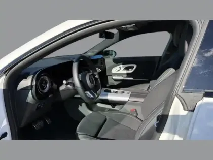 Photo 14 Mercedes CLA  250+ avec technologie EQ L