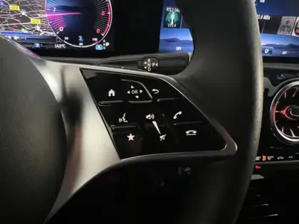 Photo 20 Mercedes Classe A Gén. IV (W177) Ph2 Progressive Line 5