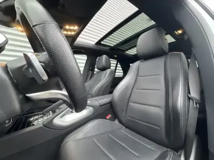 Photo 18 Mercedes GLE 350 de 4MATIC AMG Line