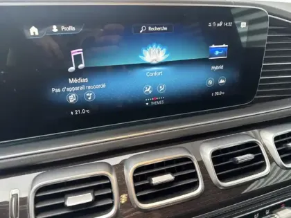 Photo 30 Mercedes GLE 350 de 4MATIC AMG Line