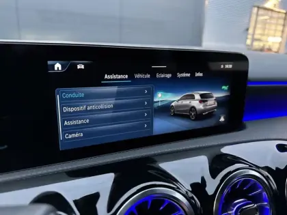 Photo 19 Mercedes Classe A A 220 d Berline Compacte