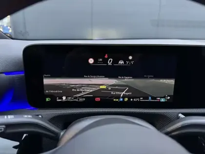 Photo 11 Mercedes Classe A A 220 d Berline Compacte