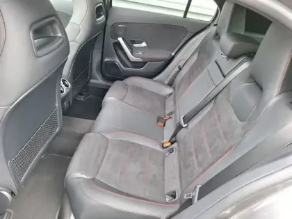 Photo 11 Mercedes Classe A 250 e Hybrid EQ Star Edition