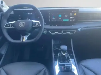 Photo 8 Mg EHS 1.5L 224ch  Hybrid+ Luxury