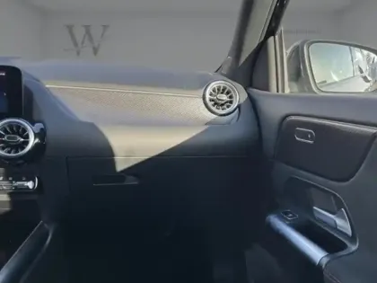 Photo 40 Mercedes GLA 250 e Hybrid EQ AMG Line