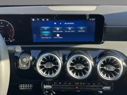 Photo 22 Mercedes Classe A Gén. IV (W177) Ph2 AMG Line 5